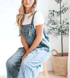 🔥Vente limitée à 50 % de réduction💕Salopette en denim déchirée pour femmes, mignonne et décontractée, avec boutons
